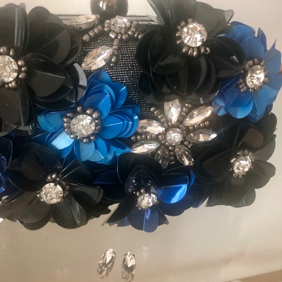 Park Lane Handmade Floral Embellished Clutch - Picture 6 of 6